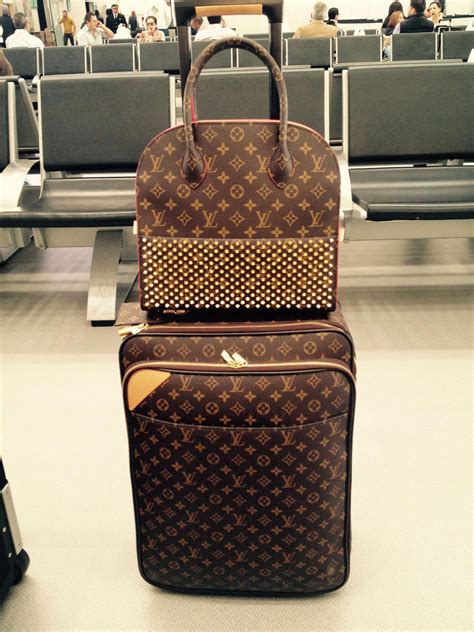 louis vuitton handbags at saks fifth avenue|previously owned louis vuitton handbags.